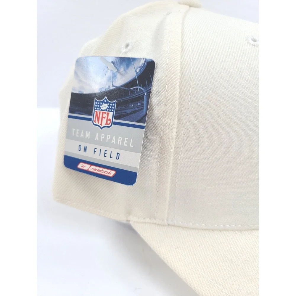 Reebok Chicago Bears NFL On Field Fitted Hat 7 7/8 Cream Wool Flat Brim Cap